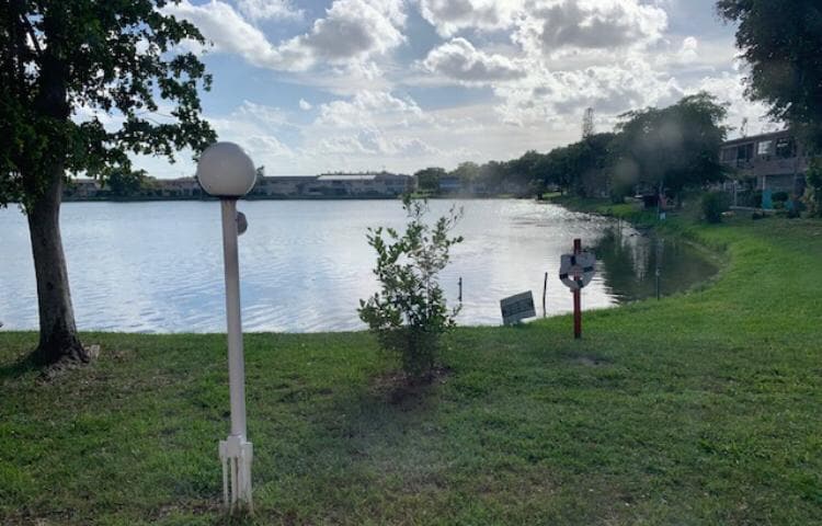 Photo - 19080 NE 3rd Ct (Miami, FL)