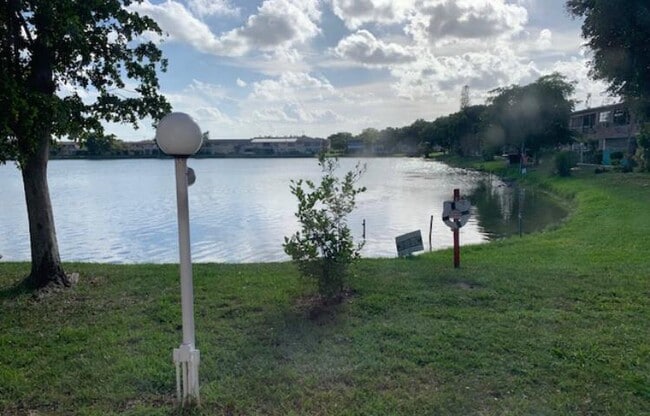 Photo - 19080 NE 3rd Ct (Miami, FL) Townhome