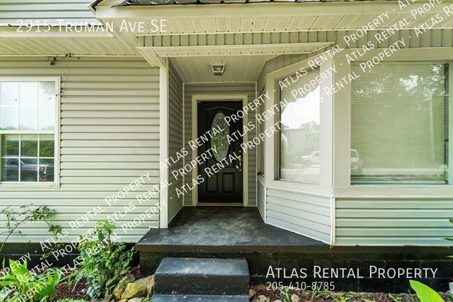 Building Photo - 2915 Truman Ave SE