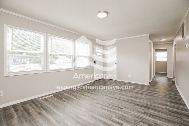 Foto del edificio - 4522 Riverside Dr
