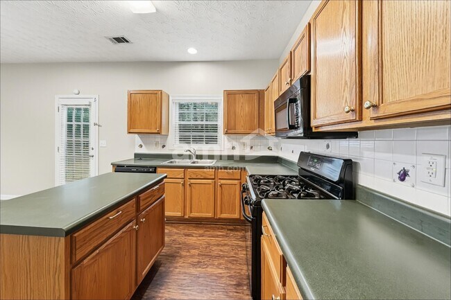 Foto del edificio - 834 Glen Abbey Dr