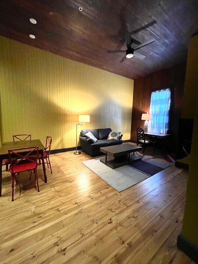 Foto del edificio - 2889 Union St