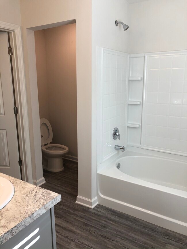 Foto del edificio - 28464 Longfellow Ln