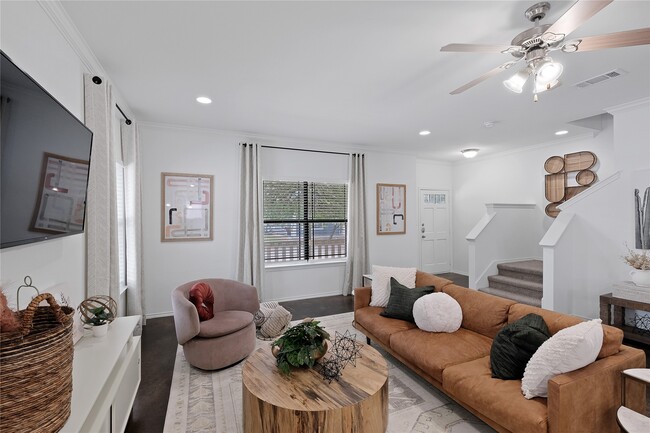Building Photo - 12802 Idledale Dr