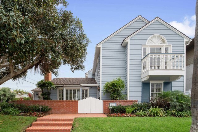 Building Photo - 369 Belvedere St