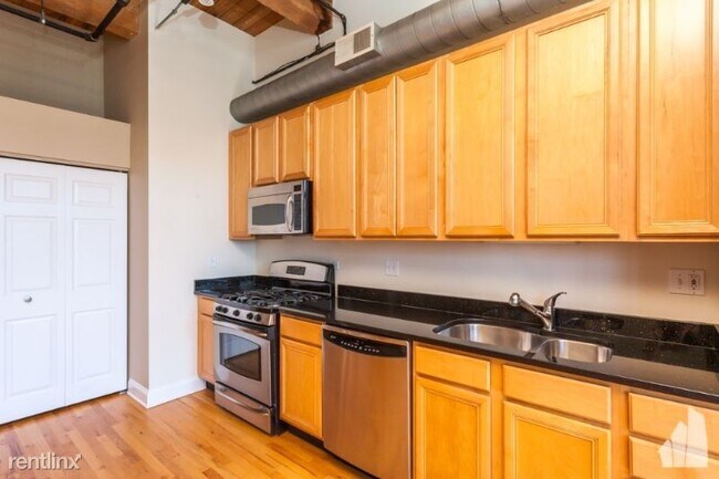 Foto del edificio - 625 W Adams St