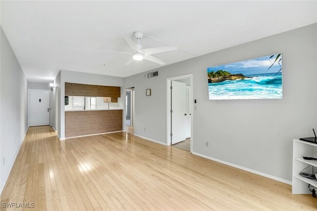 Building Photo - 35 Greenbrier St