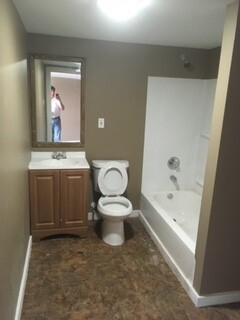 Foto del edificio - 2412 N Chadbourne St