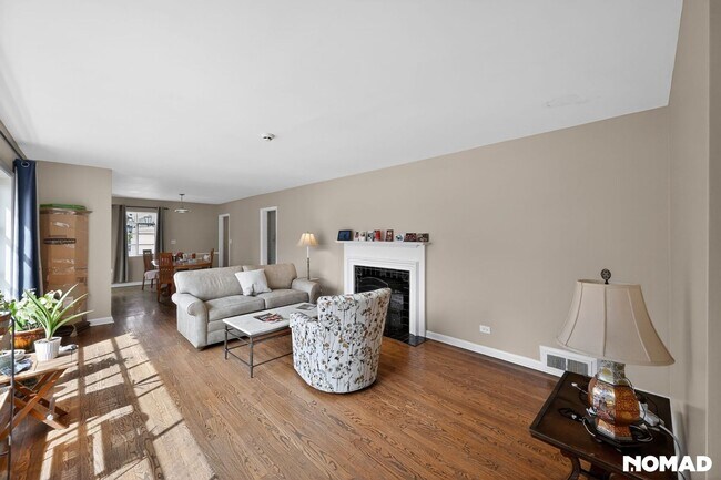 Foto del edificio - 6707 E 6th Ave