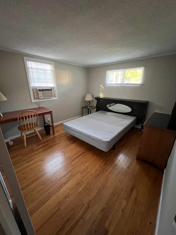 Foto principal - 240 Greenaway Dr