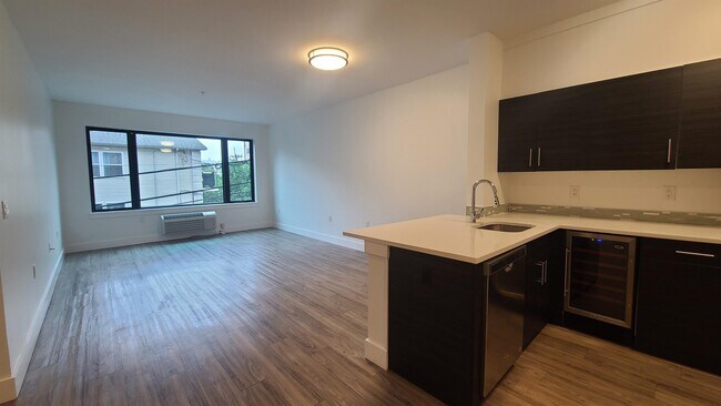 Foto del edificio - 5711 Washington St