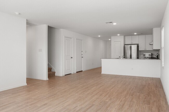 Foto del edificio - Like New in Hidden Trails!!!