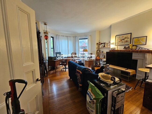 Building Photo - 429 Marlborough St