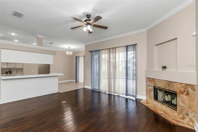 Foto del edificio - 1141 Baycove Ln