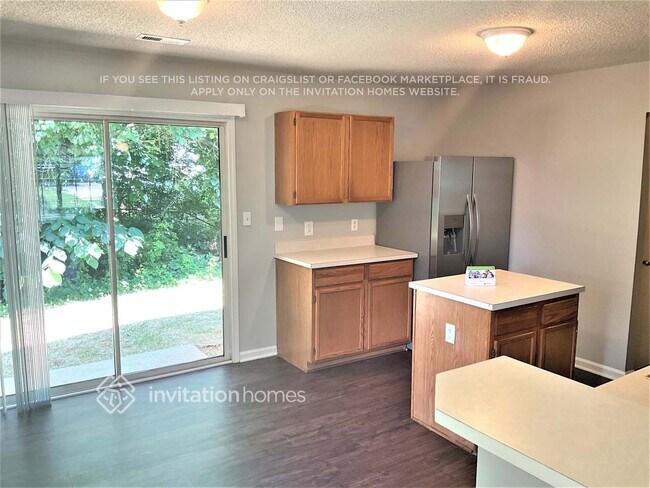 Foto del edificio - 5222 Tresham Ct