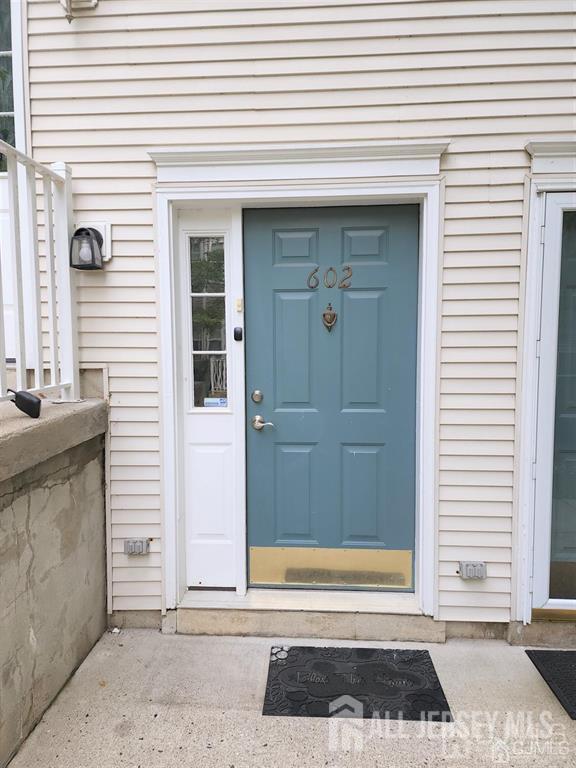 Building Photo - 602 Cypress Ln