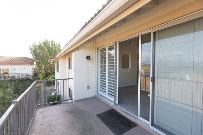 Building Photo - Beautiful 2 bed / 2 bath / 1,431 sqft Cond...