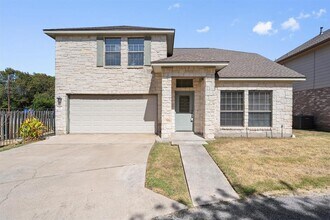 Building Photo - 8800 Hazelhurst Dr