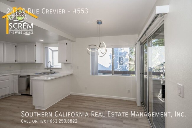 Building Photo - Updated Three Bedroom Condo in Santa Clarita