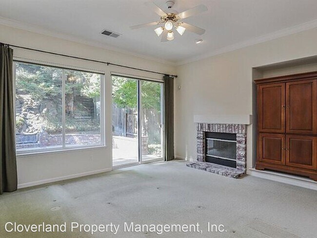 Foto del edificio - 3 br, 2 bath House - 1350 E. C St.