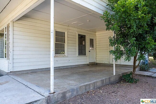 Building Photo - 506 Franklin Dr