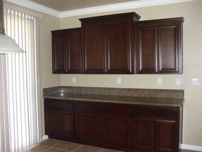 Foto del edificio - The Village - Roseville - Gated