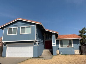 Building Photo - 6830 Rancho Adobe Dr
