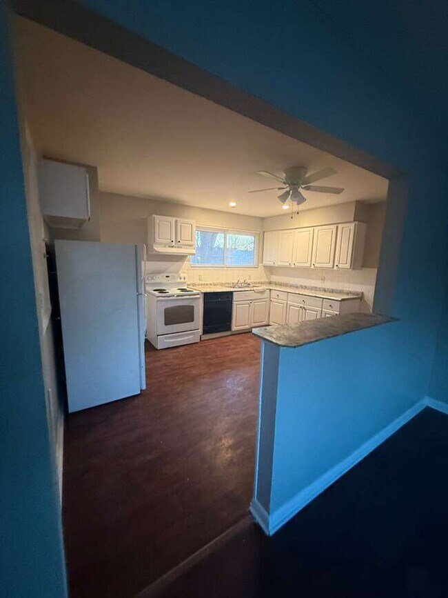 Foto del edificio - "Charming 3-Bedroom Gem on Walker Avenue – Cozy Living in St. Louis!"  Section 8 Welcome