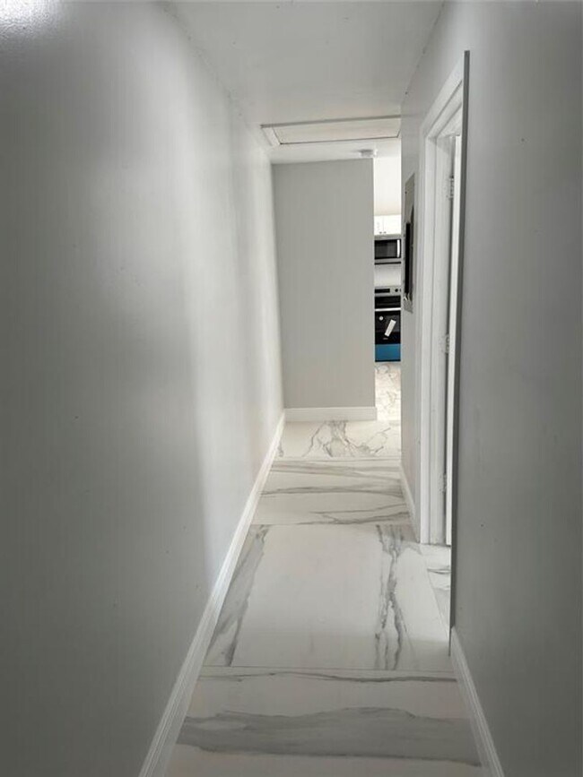 Foto del edificio - 1047 Goldenrod Rd