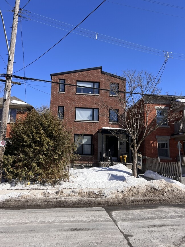 Building Photo - 59 Concord St N