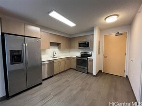 Building Photo - 7000 Hawaii Kai Dr