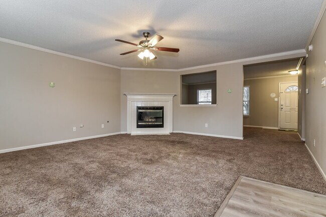 Building Photo - 10867 Delphi Dr
