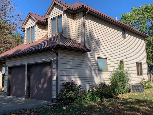 Building Photo - 2125 North 6th 1/2 Street