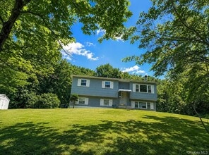 Building Photo - 672 Union Rd