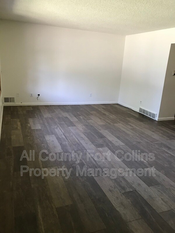 Foto del edificio - 1516 Brentwood Dr