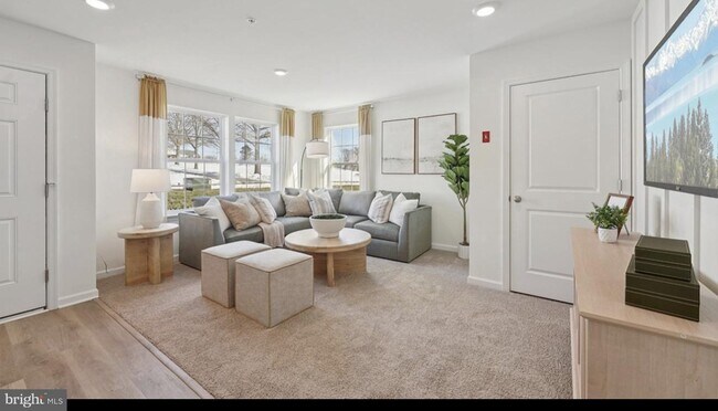 Foto del edificio - 104 Spencer Way
