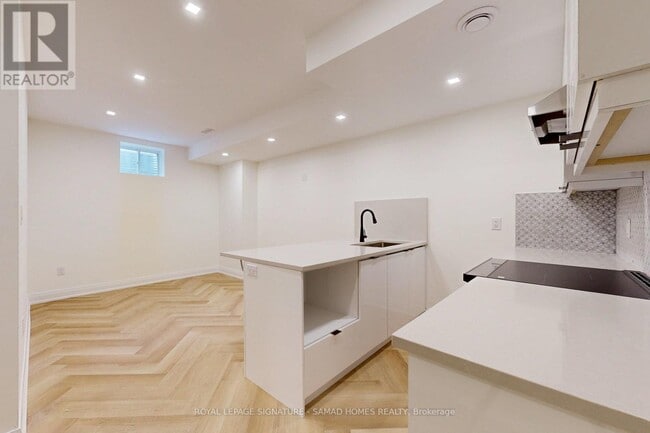 Building Photo - 3028 William Cutmore Blvd