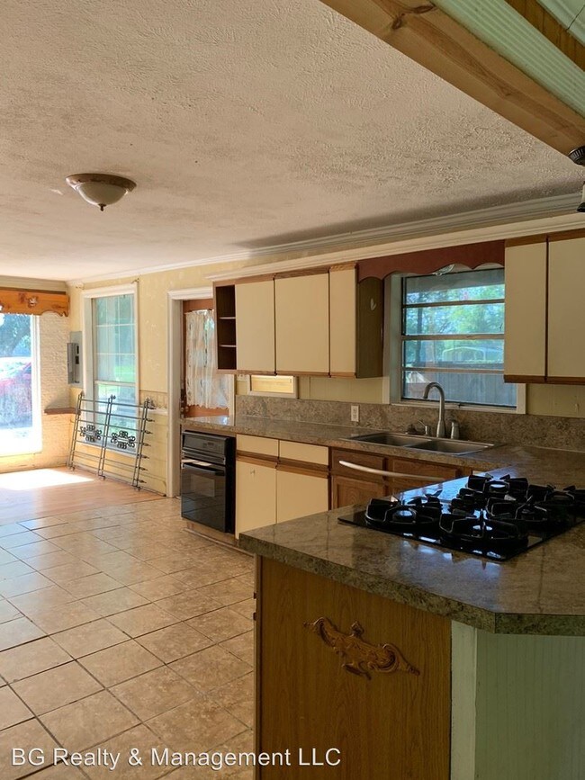 Building Photo - 2 br, 1 bath House - 1301 Lajaunie Rd