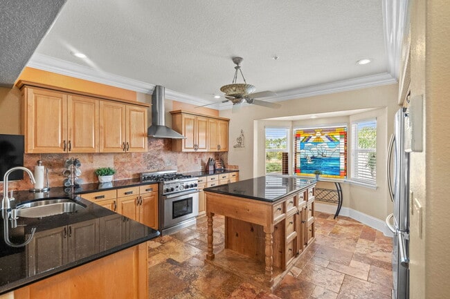 Foto del edificio - 1593 Pinellas Bayway S