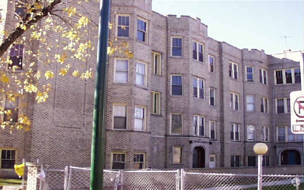 Foto principal - 840-842 N Massasoit Ave