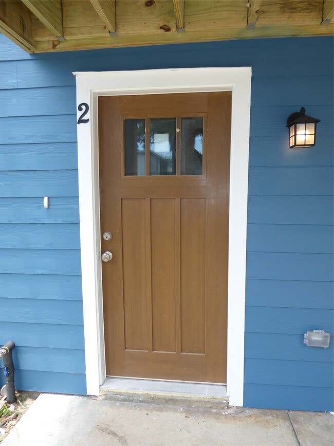 Foto del edificio - 3414 Ave N Ursuline St