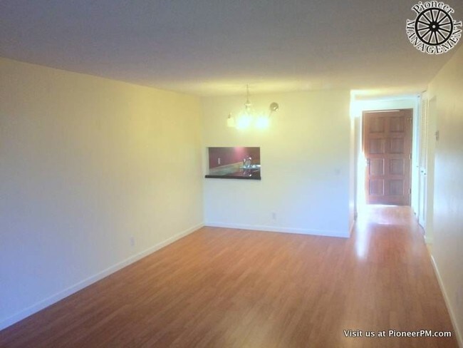 Foto del edificio - 2 br, 1.5 bath House - 3879 Colony Oaks Dr