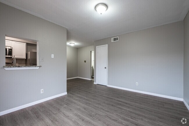 1HAB, 1BA - 600 ft² - Crestridge