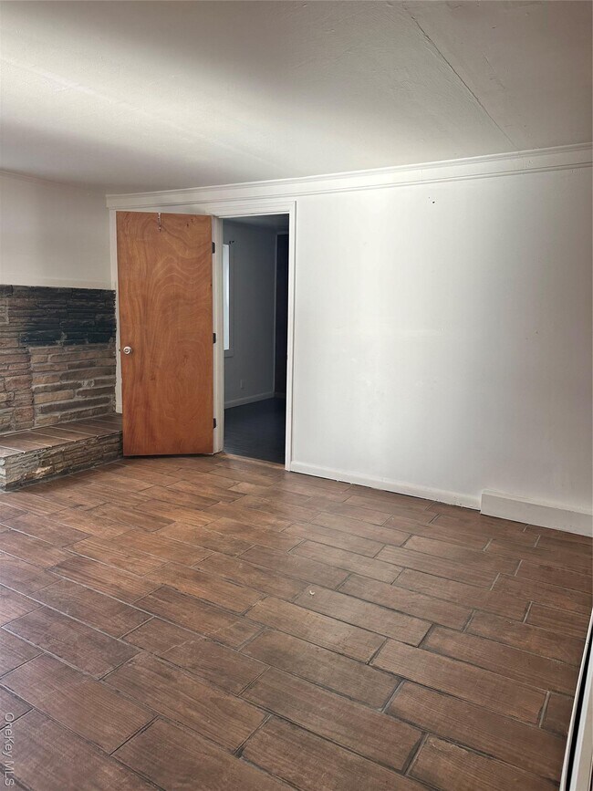 Foto del edificio - 2727 NY-94