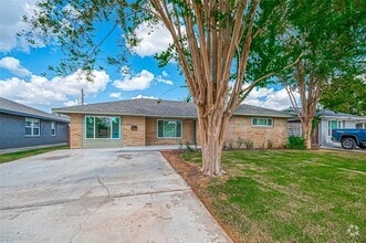 Building Photo - 2214 Nina Lee Ln