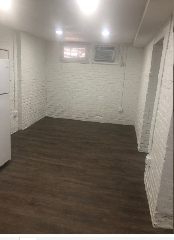 Foto del edificio - 226 W 9th St