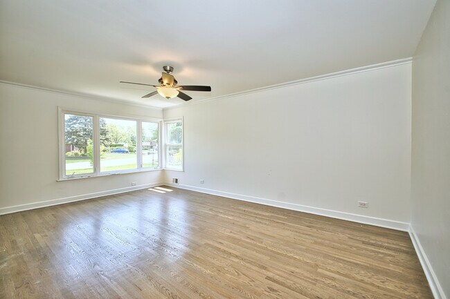 Foto del edificio - 6820 N Kilbourn Ave
