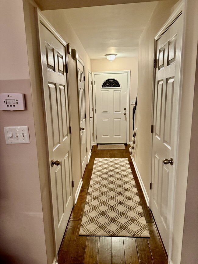 Building Photo - 3089 Wavecrest Way