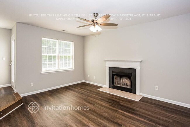 Foto del edificio - 8617 Berrybrook Ln