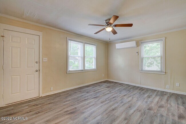 Building Photo - 2837 Vance St